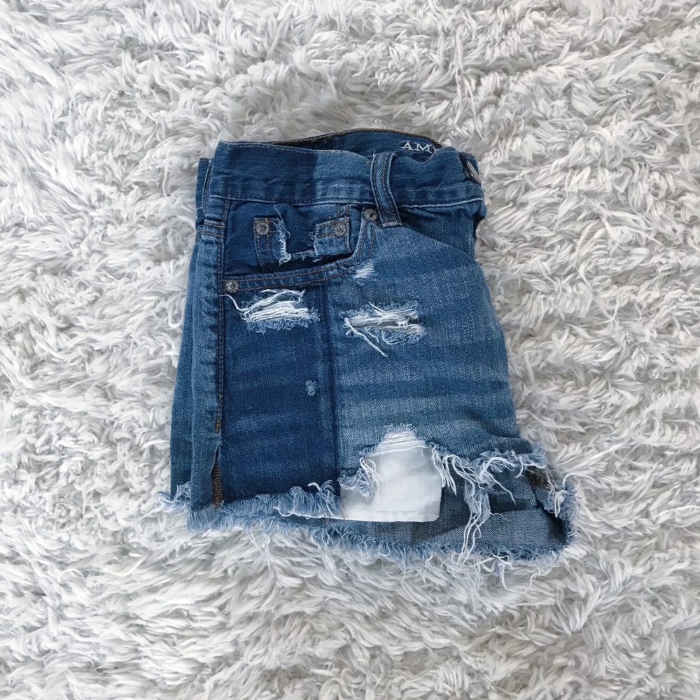 AMERICAN EAGLE “Vintage” Ripped Shorts